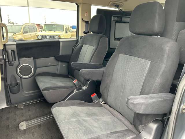 デリカD:5 2011/H23