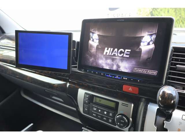 ハイエースコミューター 2023/R05