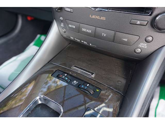 ISコンバーチブル 2012/H24