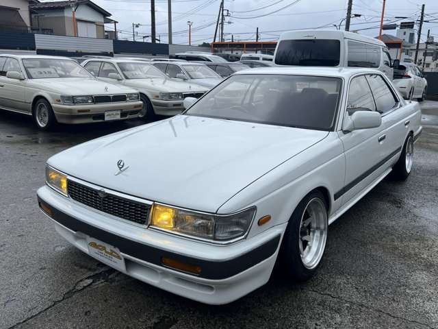 ローレル 1989/H01