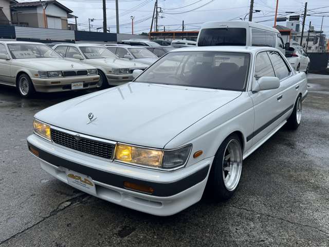 ローレル 1989/H01