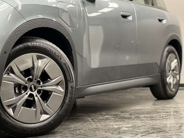 ミニカントリーマン 2024/R06