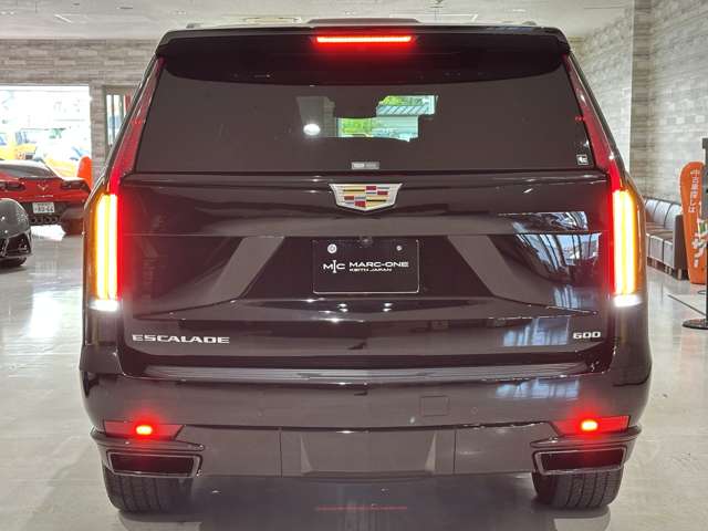 エスカレード 2022/R04