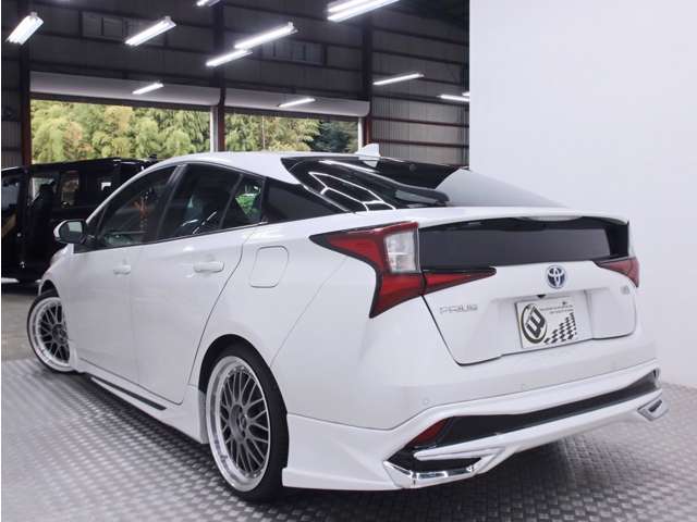 プリウス 2021/R03