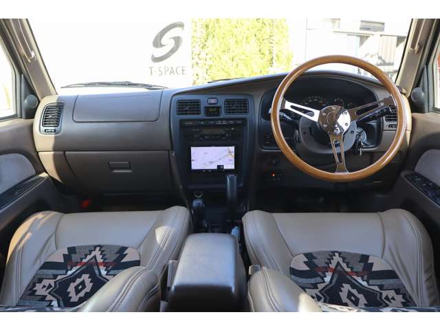 ハイラックスサーフ 1999/H11