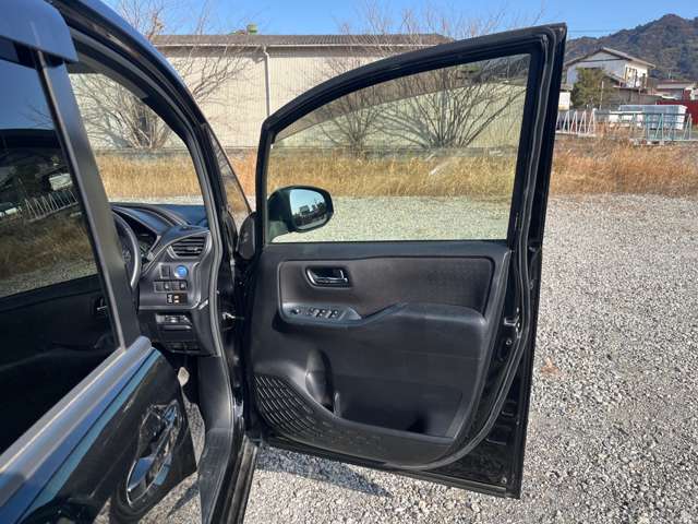 ヴォクシー 2015/H27