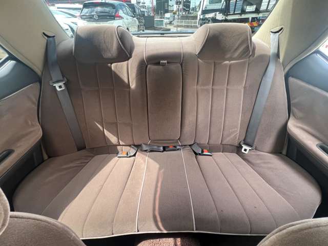 ローレル 1992/H04