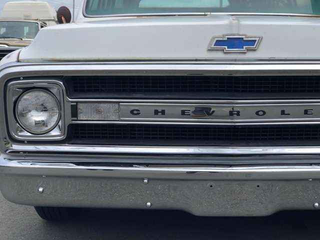 サバーバン 1970/S45