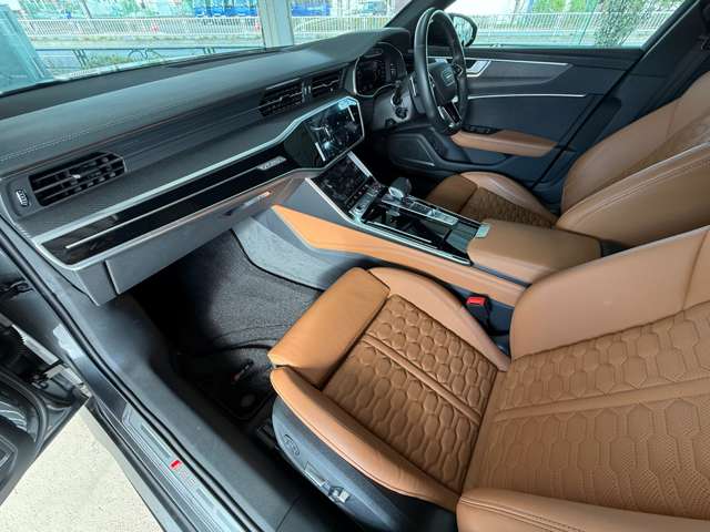 RS6アバント 2022/R04