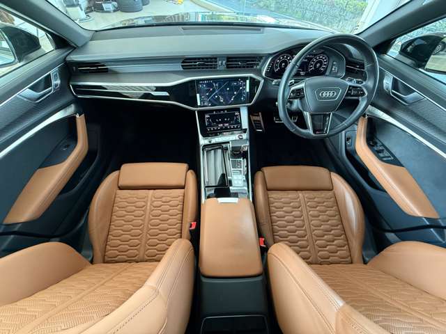 RS6アバント 2022/R04