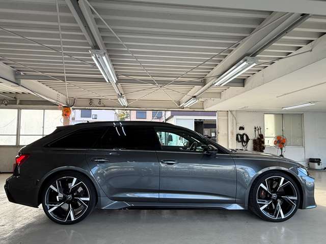 RS6アバント 2022/R04