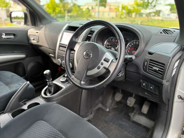 エクストレイル 2011/H23