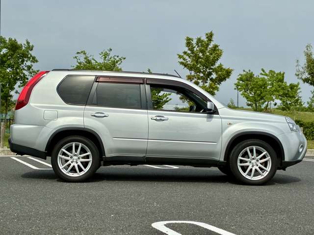 エクストレイル 2011/H23