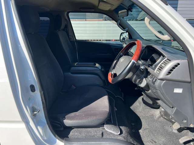 レジアスエース 2013/H25