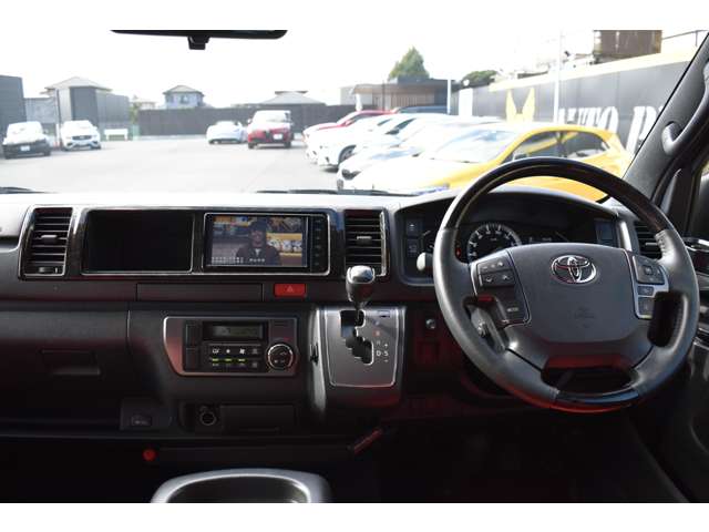 ハイエースバン 2022/R04