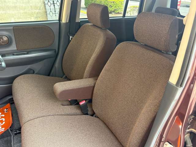 アルトラパン 2010/H22