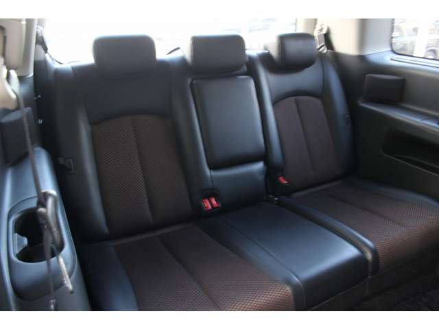 エルグランド 2011/H23