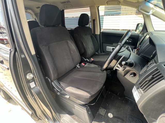 デリカD：5 2013/H25