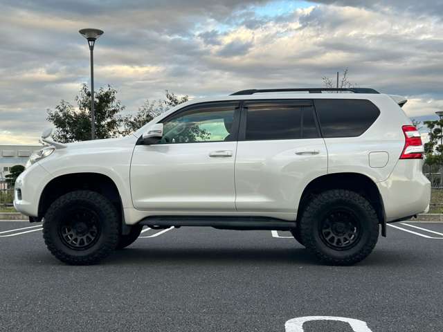 ランドクルーザープラド 2012/H24