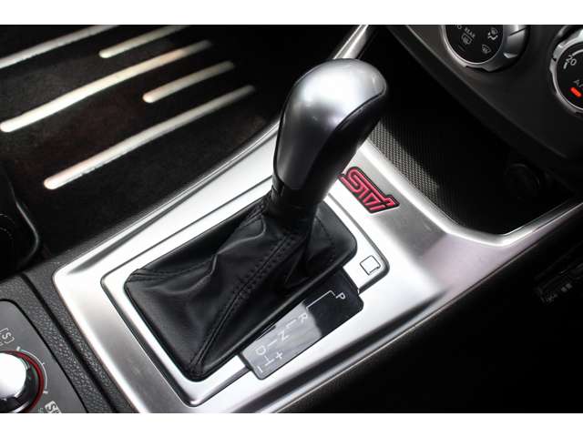 インプレッサハッチバックSTI 2009/H21