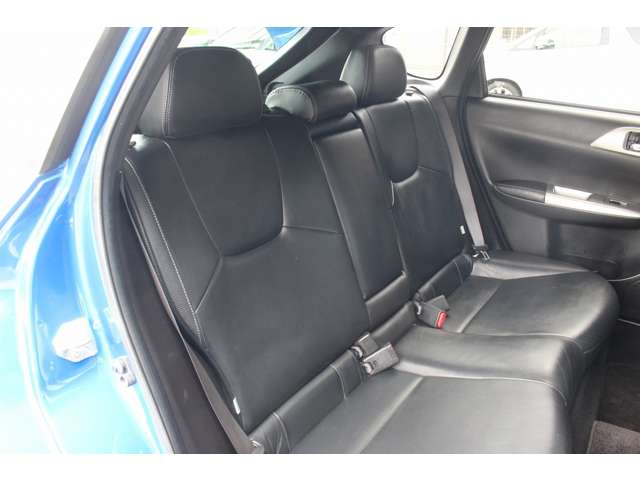 インプレッサハッチバックSTI 2009/H21
