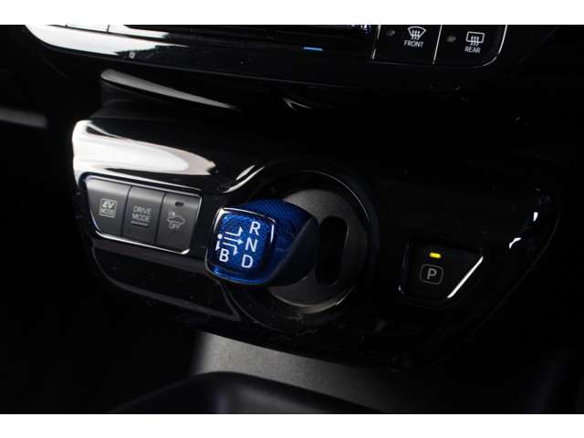 プリウス 2018/H30