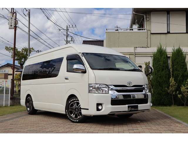 ハイエースコミューター 2015/H27