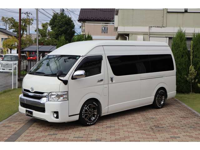 ハイエースコミューター 2015/H27