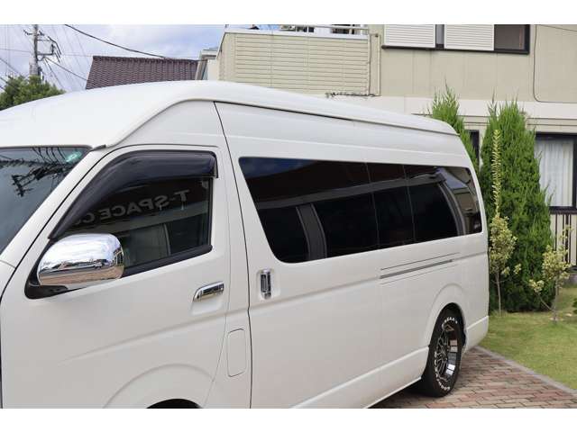 ハイエースコミューター 2015/H27