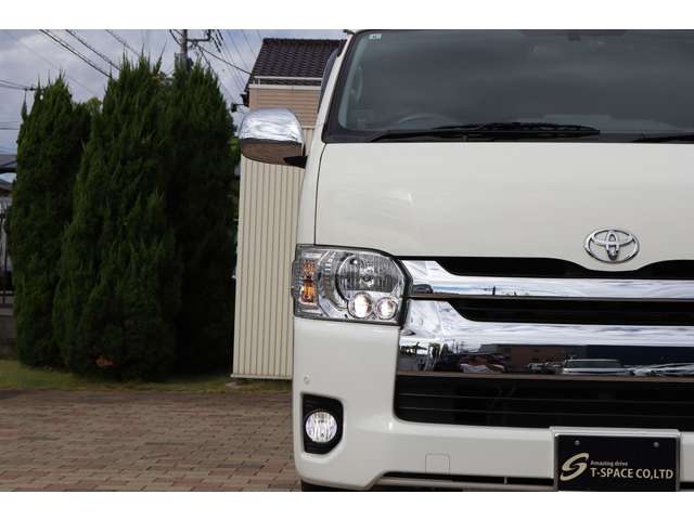 ハイエースコミューター 2015/H27