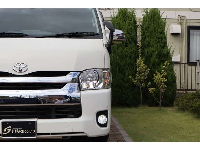 ハイエースコミューター 2015/H27