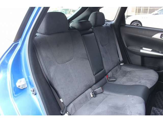 インプレッサハッチバックSTI 2010/H22