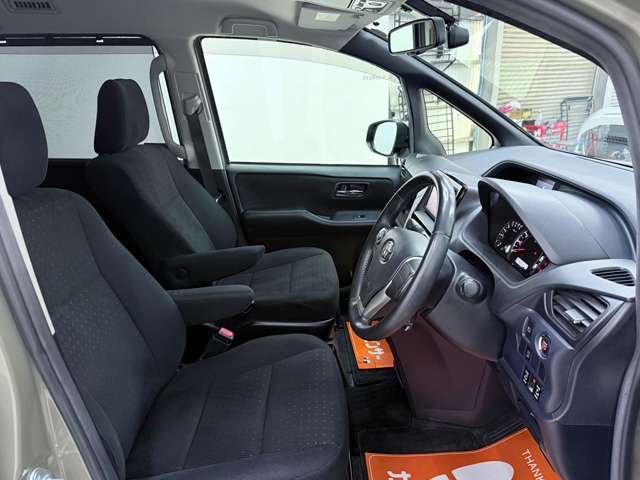 ヴォクシー 2014/H26