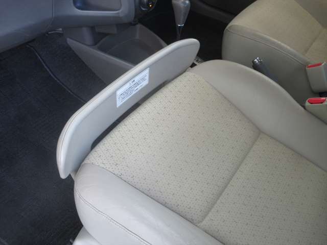 ヴィッツ 2009/H21