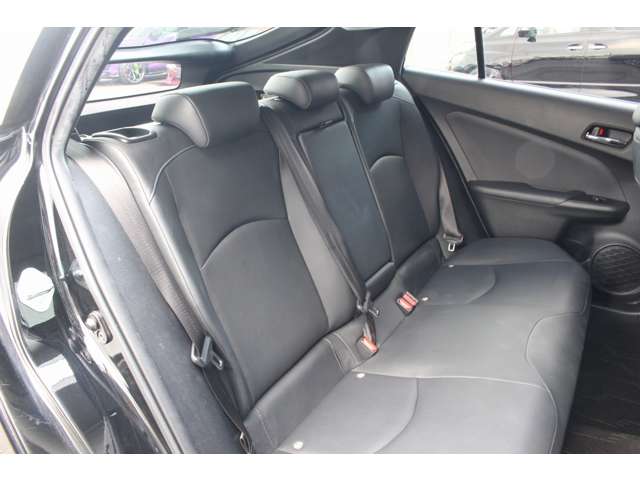 プリウス 2016/H28