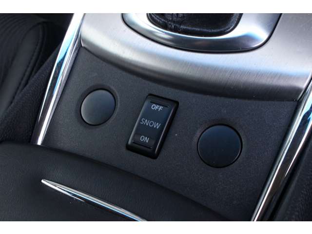 スカイライン 2011/H23