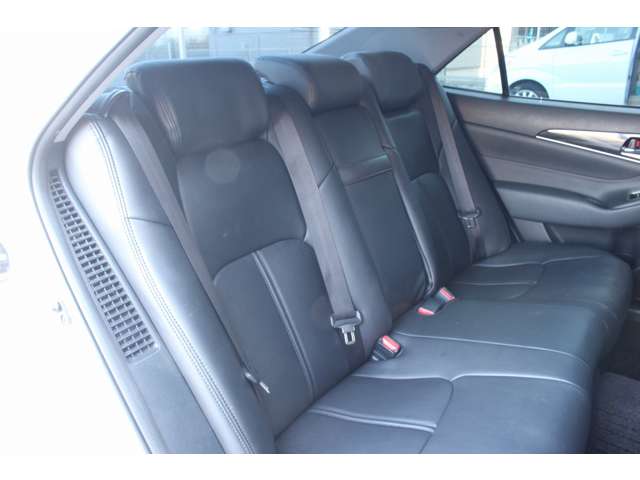 クラウンアスリート 2013/H25