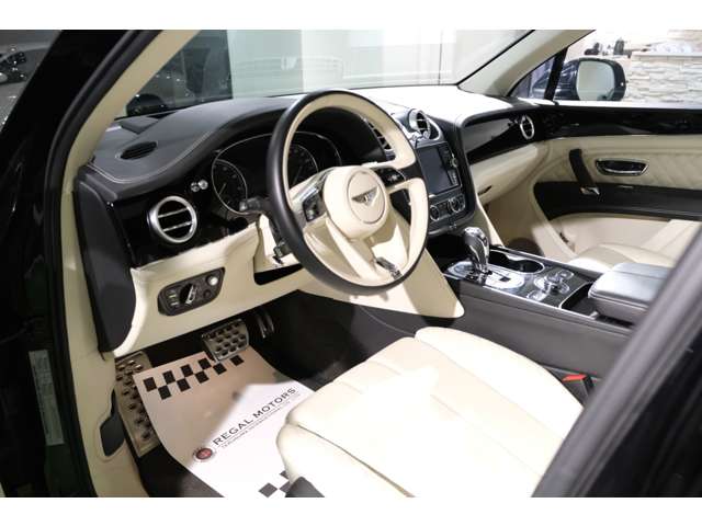 ベンテイガ 2017/H29