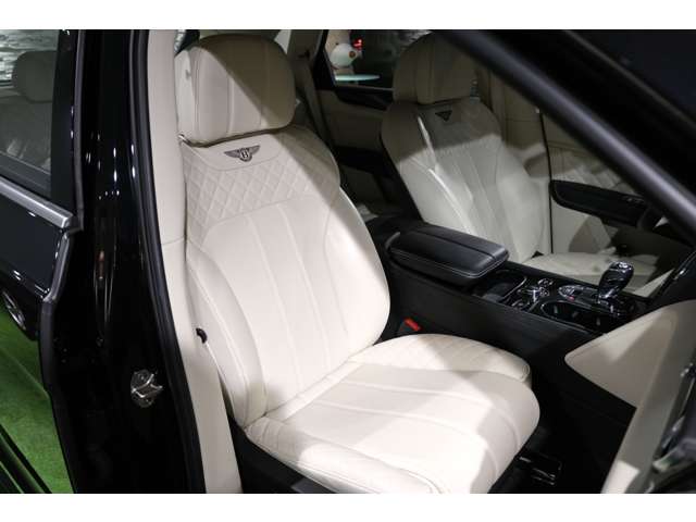 ベンテイガ 2017/H29