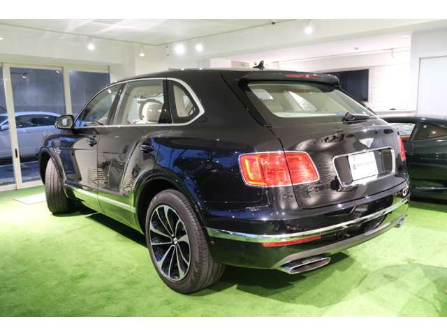 ベンテイガ 2017/H29