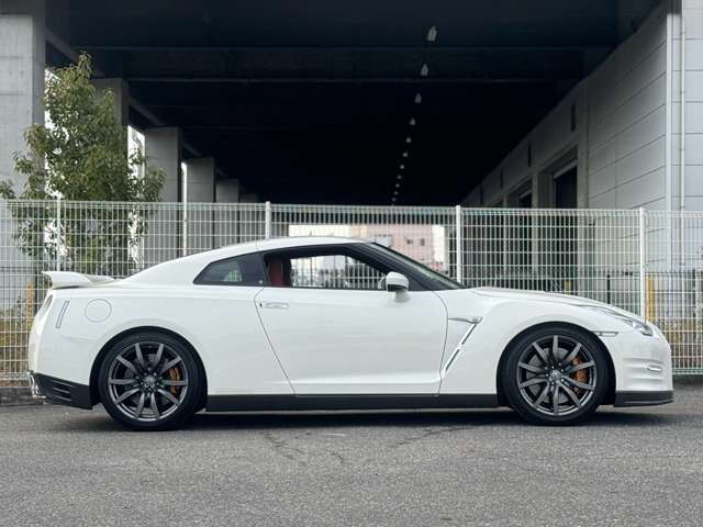 GT-R 2014/H26