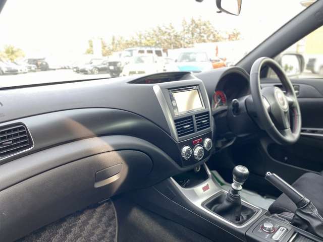 インプレッサSTI 2011/H23