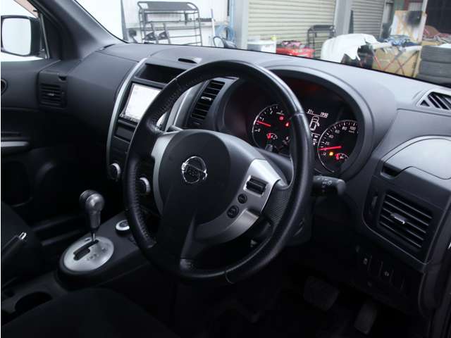 エクストレイル 2010/H22