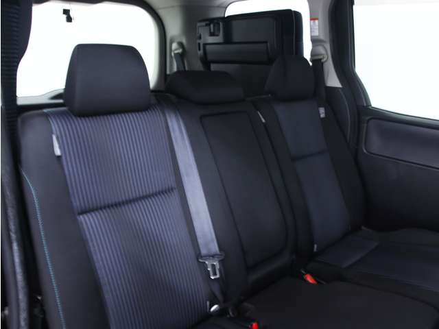 ヴォクシー 2014/H26