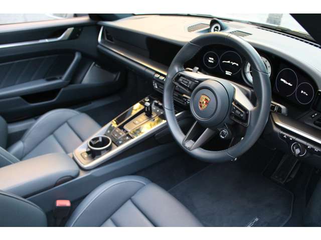 911カブリオレ 2022/R04