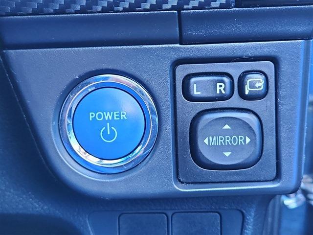 カローラフィールダー 2015/H27