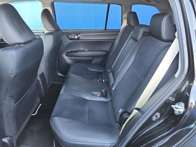 カローラフィールダー 2015/H27