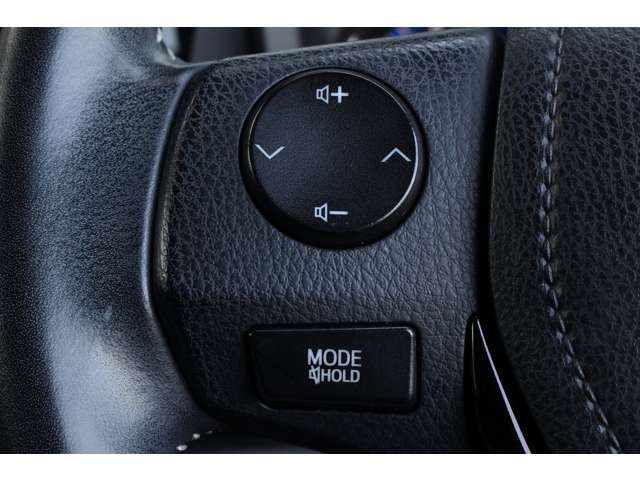 カローラフィールダー 2018/H30