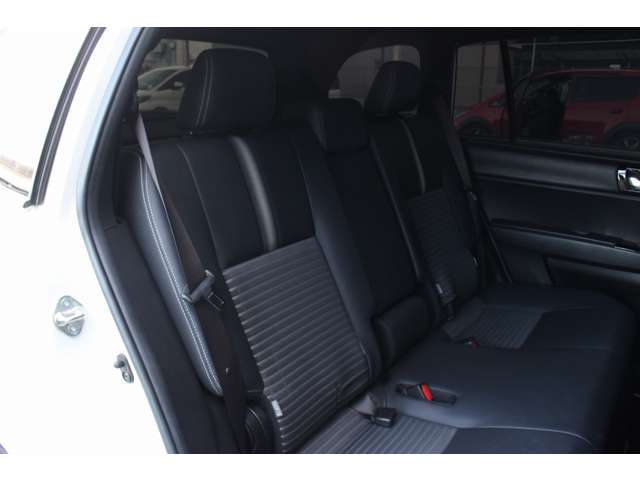 カローラフィールダー 2018/H30