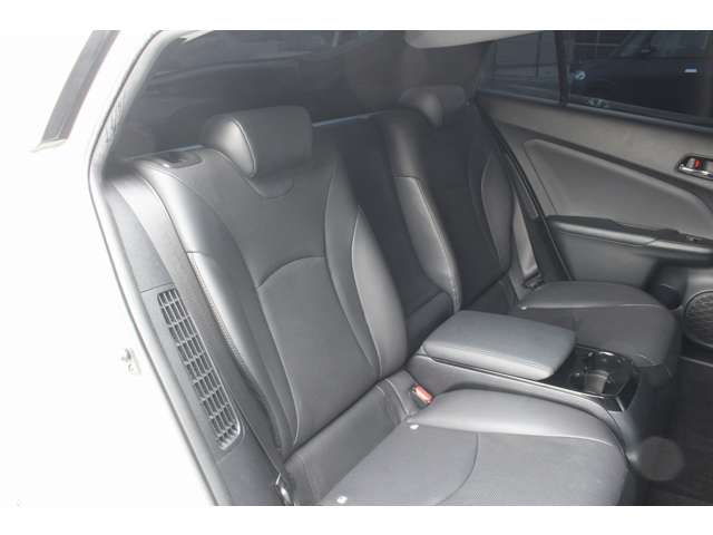 プリウスPHV 2017/H29